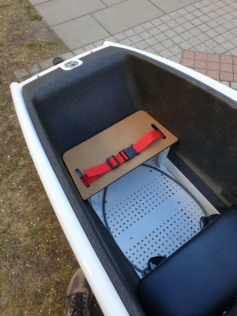 Removable Front Seat for Urban Arrow (DIY)