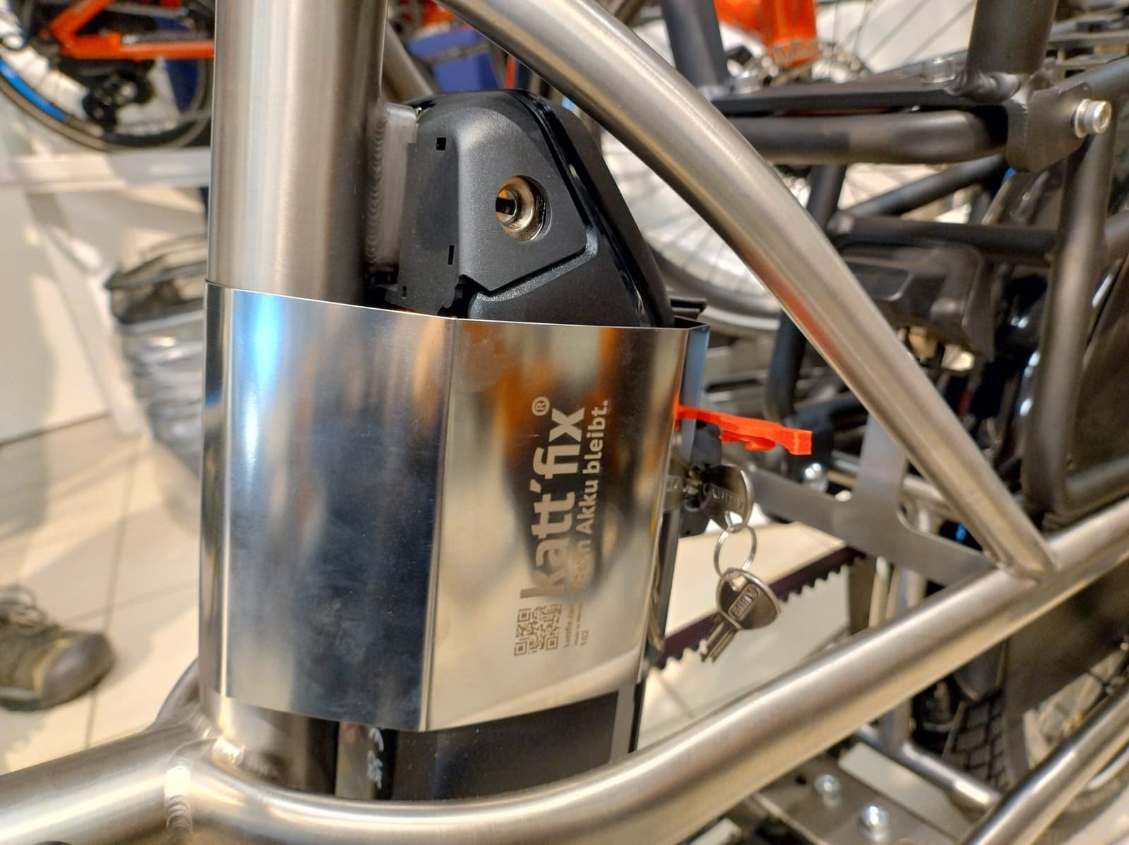 Battery Lock for Vello Sub